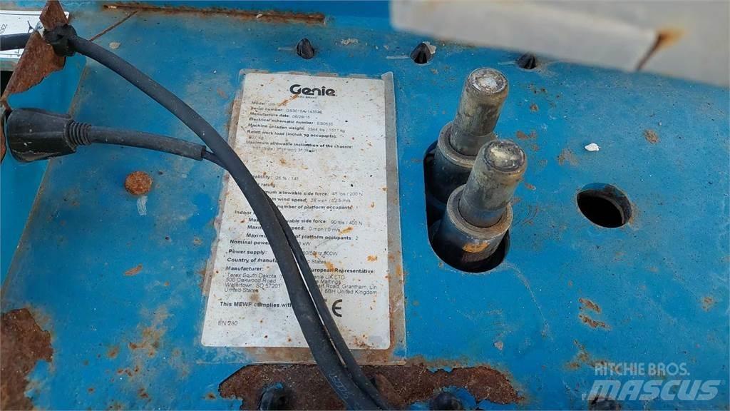 Genie GS1932 Makazaste platforme