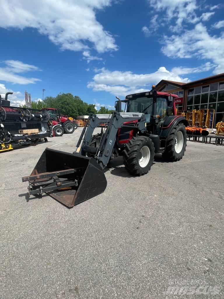 Valtra N 92 Traktori