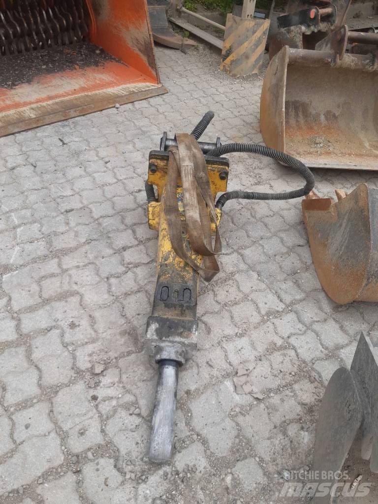 Epiroc SB202 Čekići