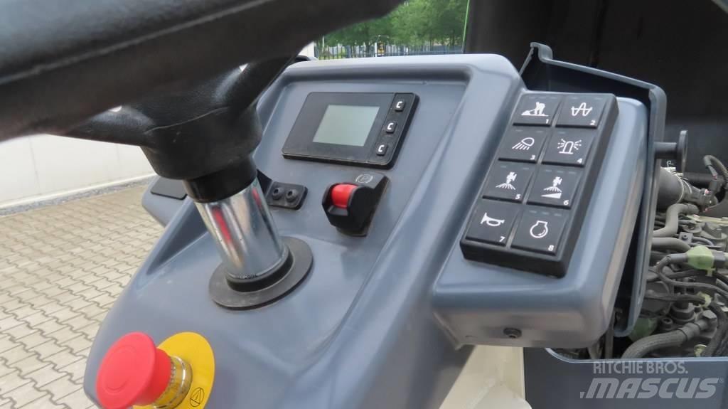 Dynapac CC1200 VI Valjci sa duplim bubnjem