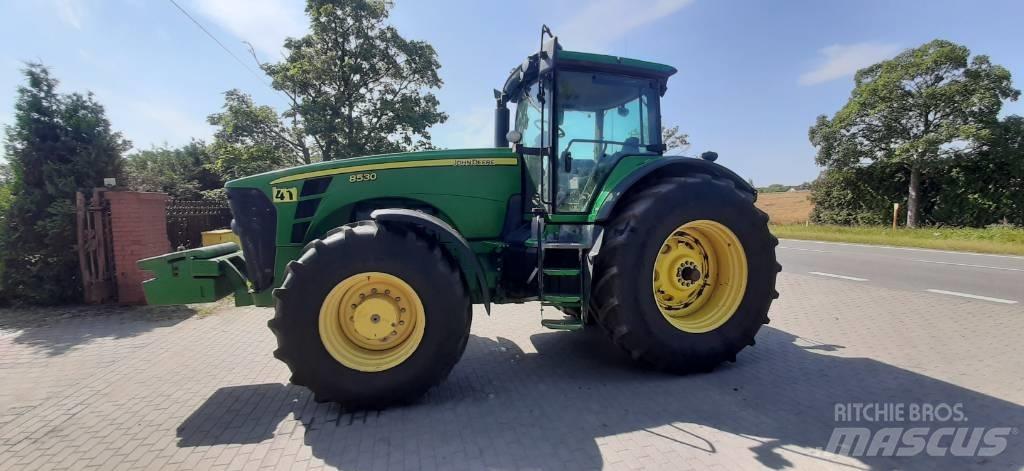 John Deere 8530 Traktori