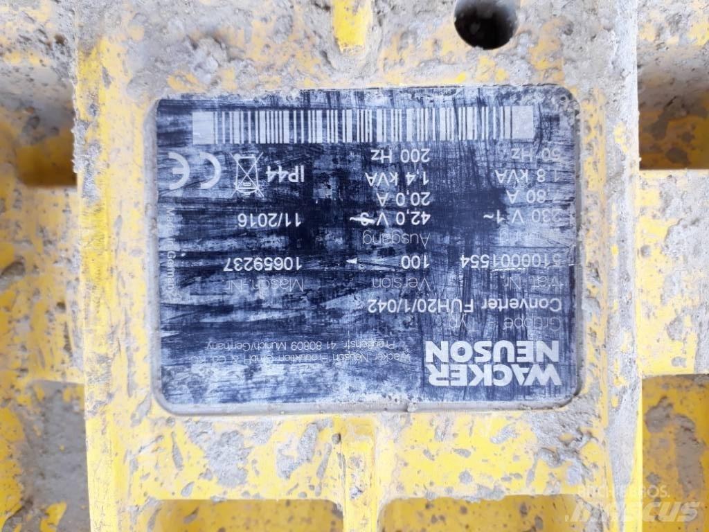 Wacker Neuson FUH20 Mašine za betonsku galanteriju