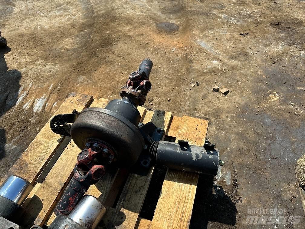 CAT 214 B FT gearbox Bageri točkaši