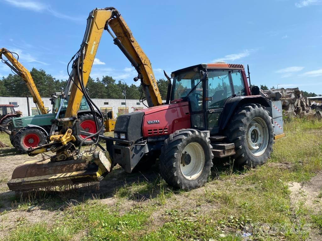 Valtra 6350 Traktori
