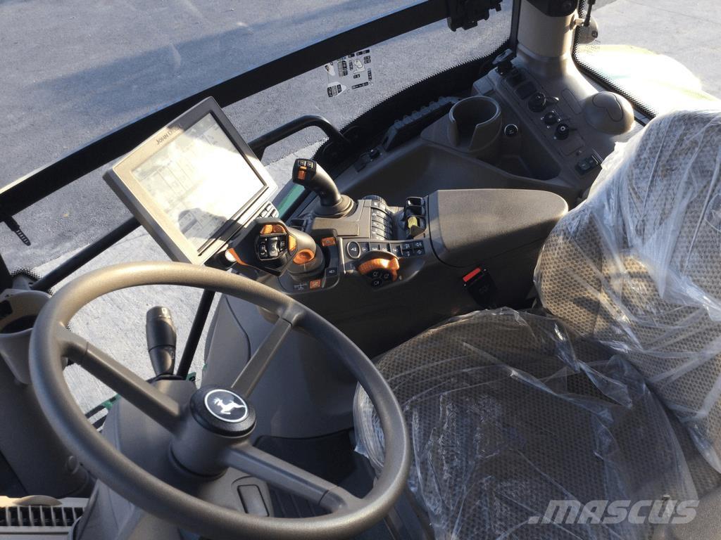 John Deere 6R110 Traktori