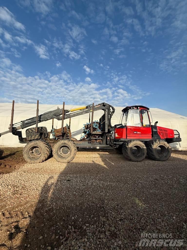 Komatsu 865 Forvarderi