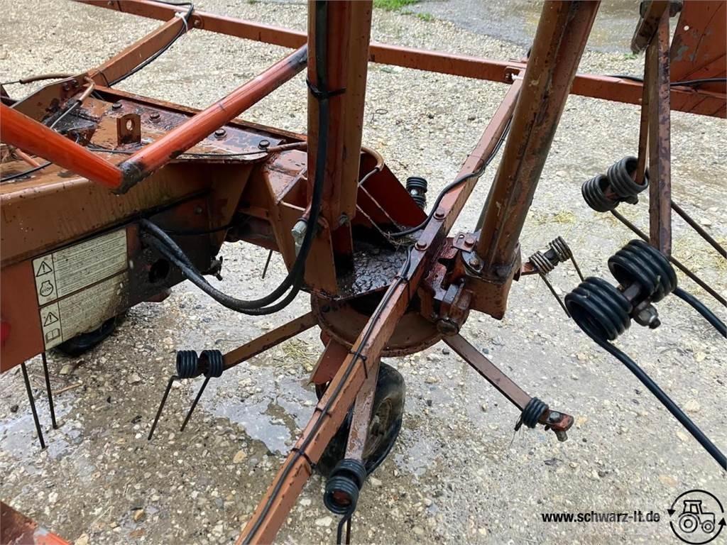 Kuhn GF 8501 Okretači i sakupljači sena