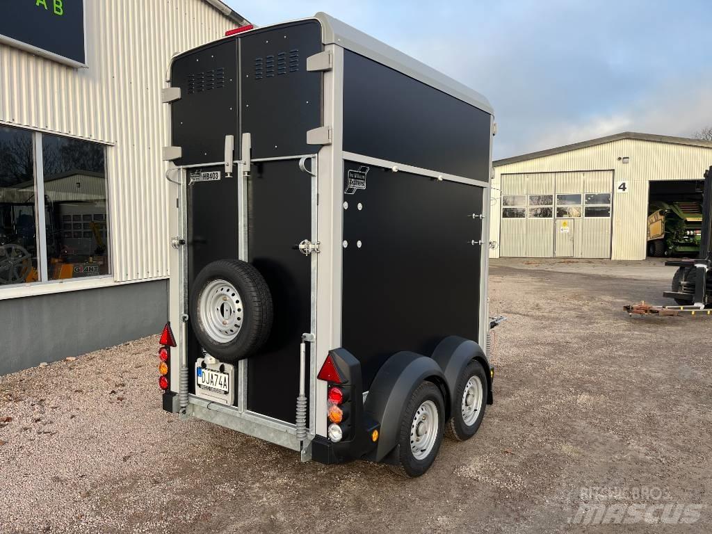Ifor Williams HB 403 Poluprikolice za prevoz stoke