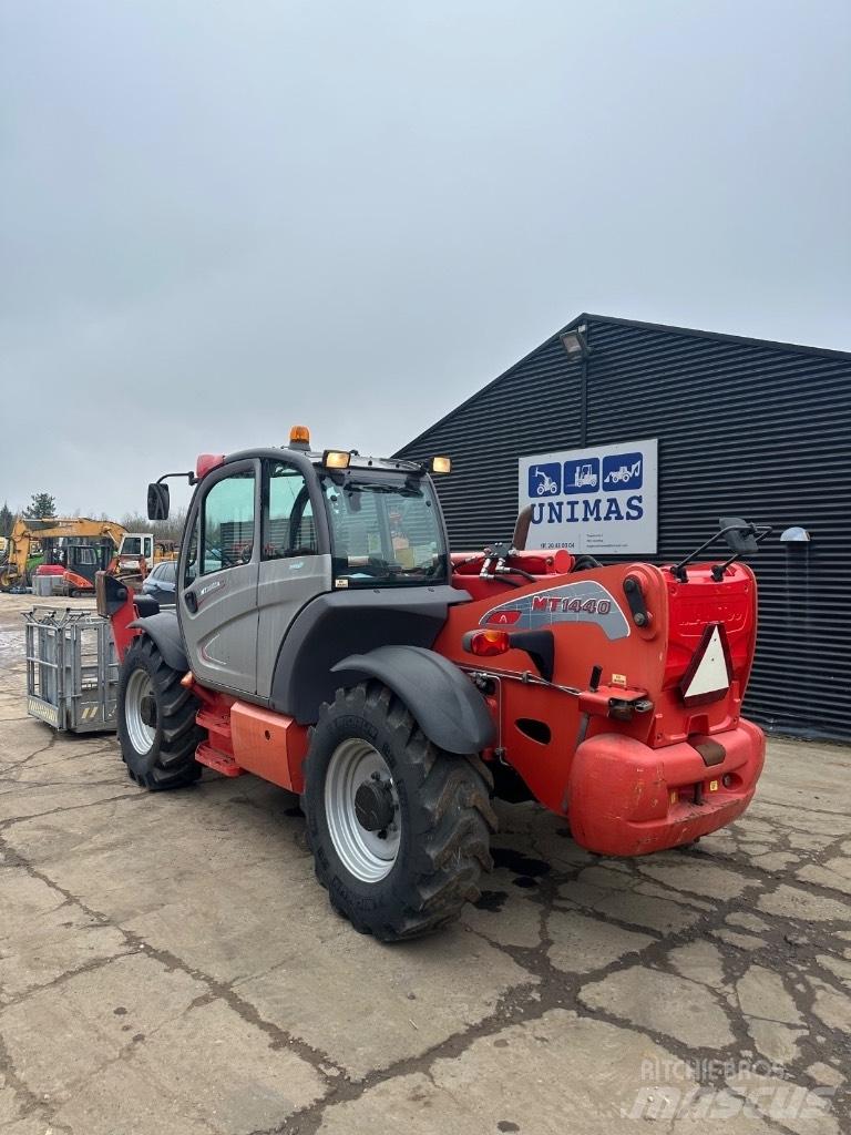 Manitou MT1440 Teleskopski viljuškari