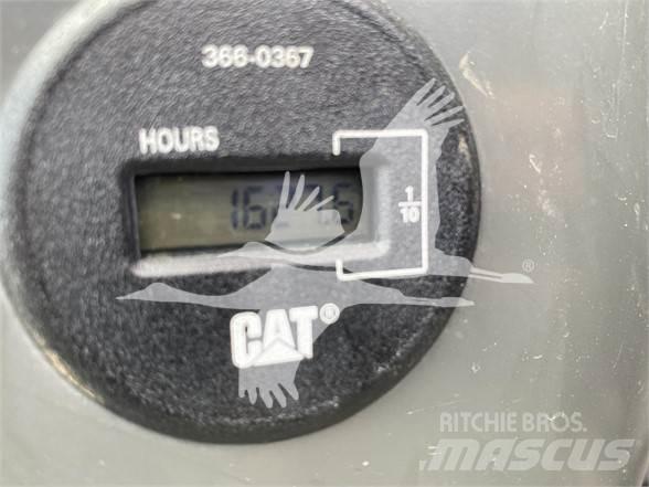 CAT 311FLRR Bageri guseničari