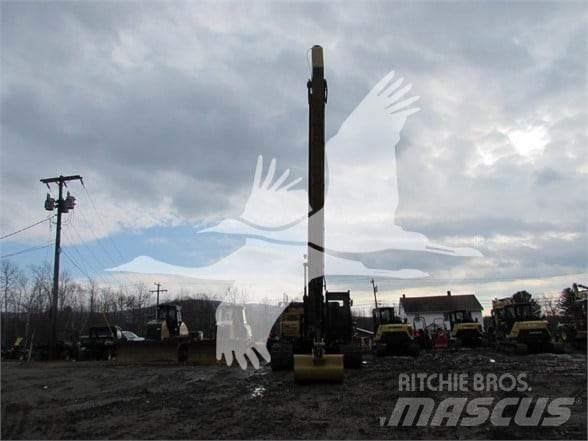 CAT 326FL Bageri guseničari