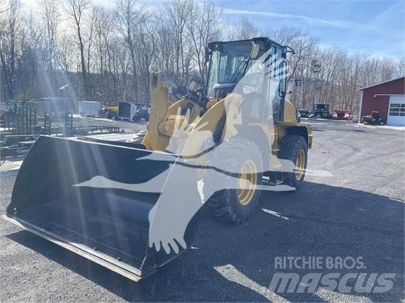 CAT 910 Utovarivači na točkove