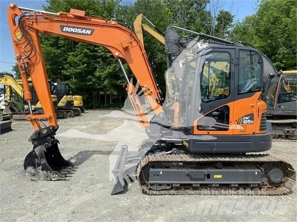 Doosan DX85R-3 Bageri guseničari