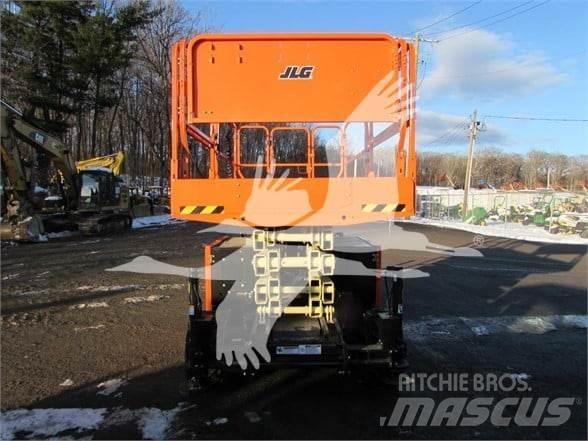 JLG RT3369 Makazaste platforme