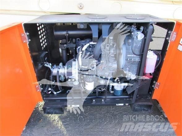 JLG RT3369 Makazaste platforme