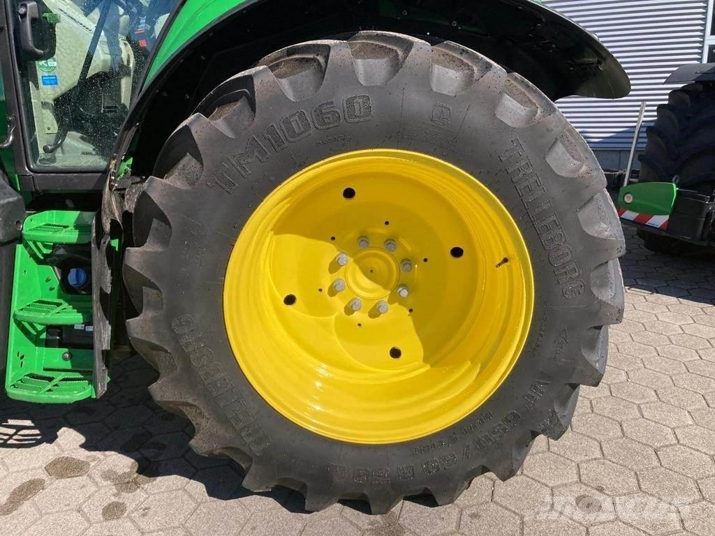 John Deere 6M125 Traktori