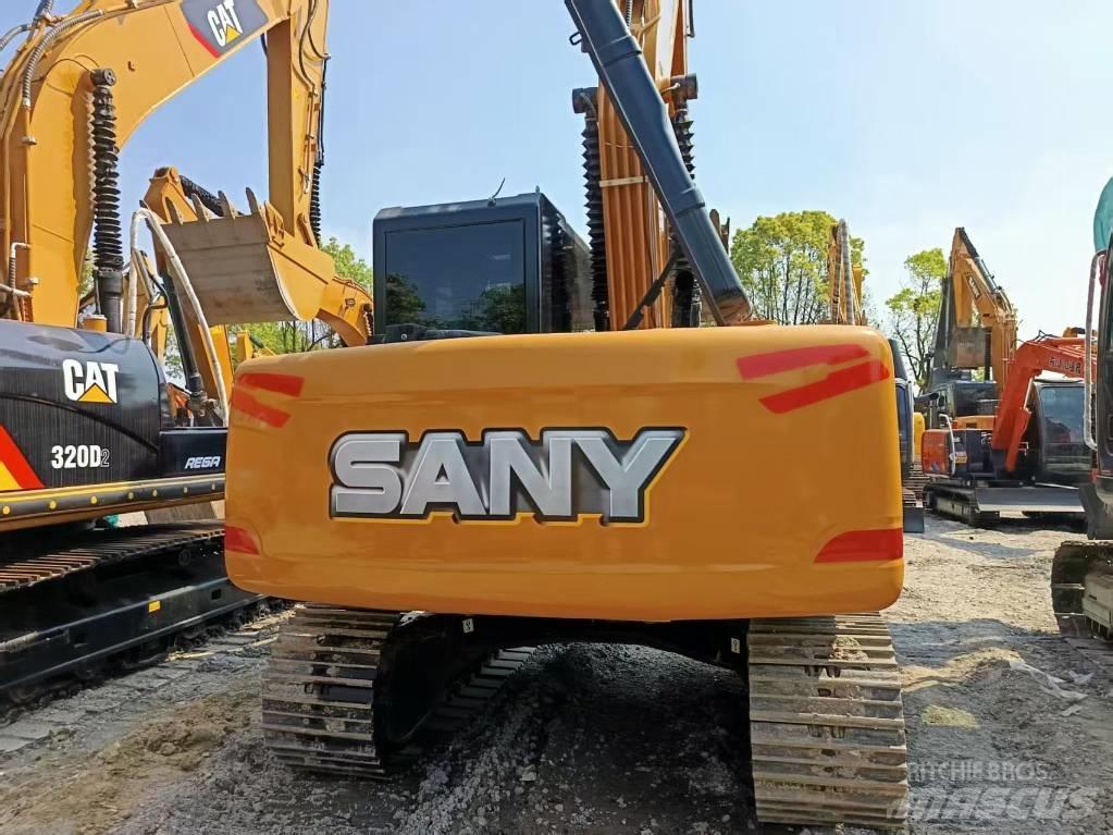 Sany SY135C Bageri guseničari