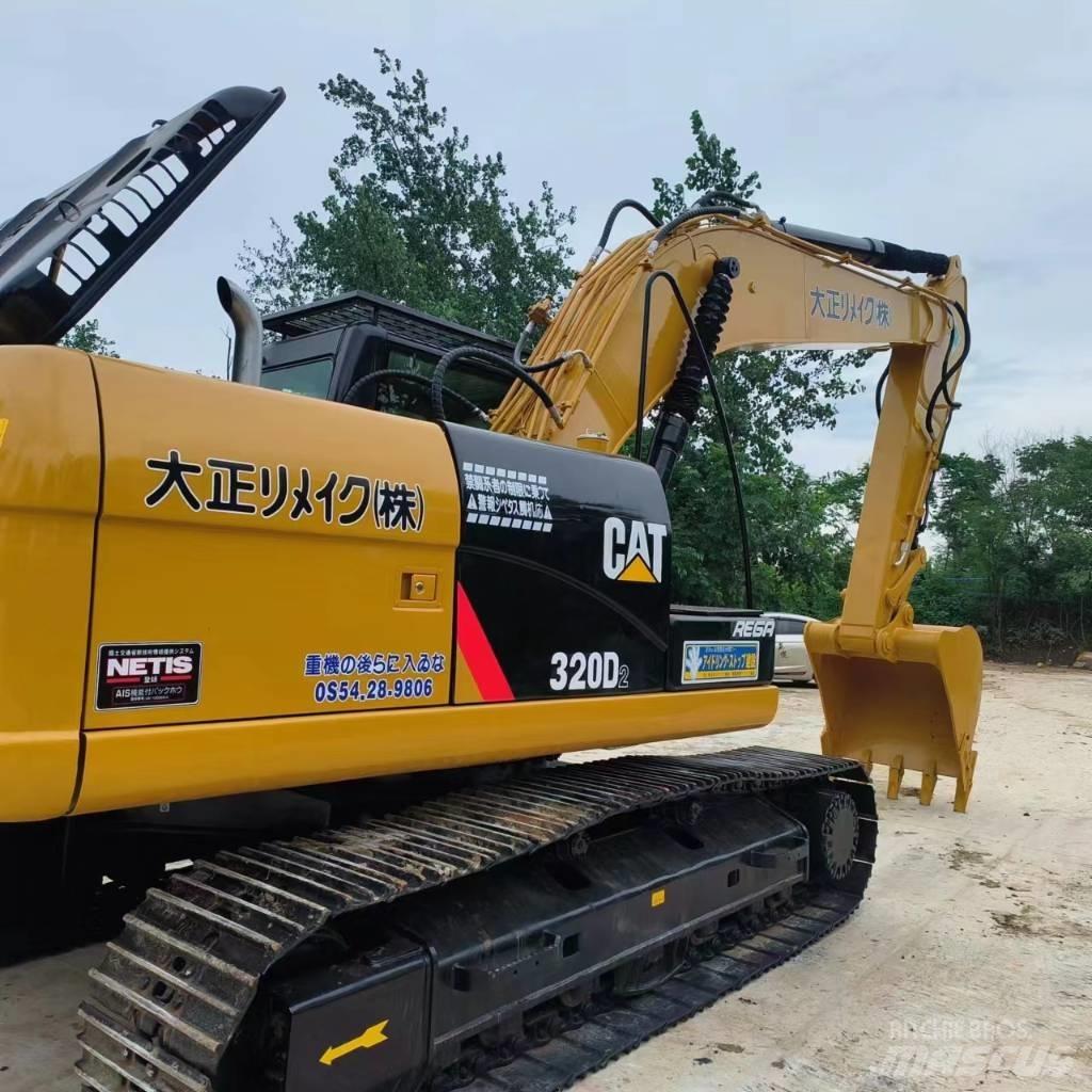CAT 320 D 2 Midi bageri 7t – 12t