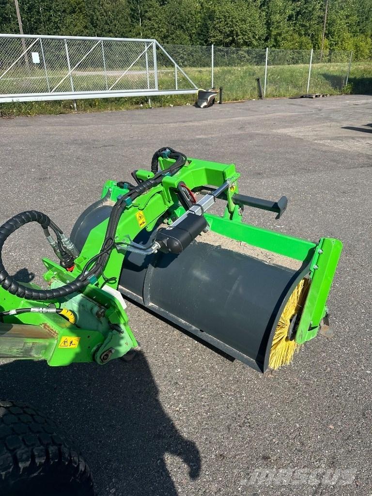 Avant Lisälaitteet Ostale komponente za građevinarstvo