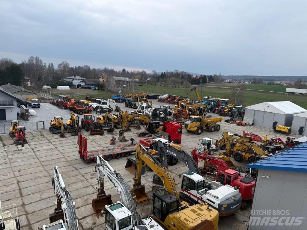 Komatsu PW148-10 Bageri točkaši