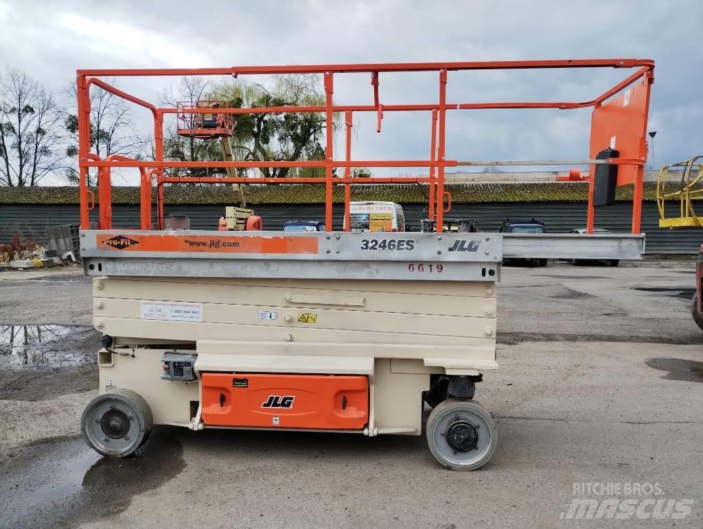 JLG 3246 ES Makazaste platforme