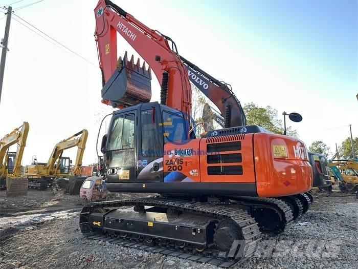 Hitachi ZX 200 Bageri guseničari