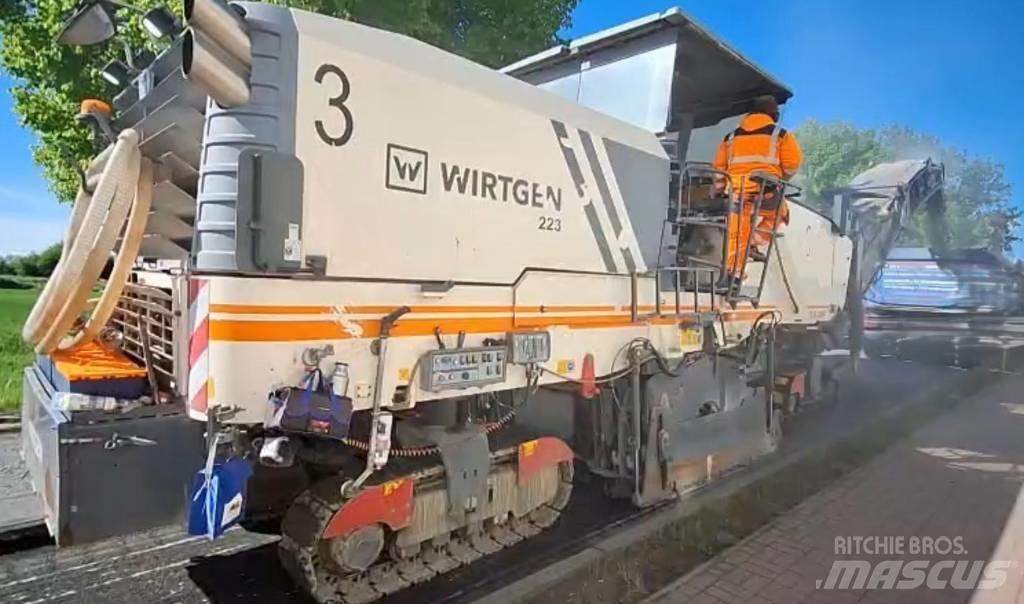 Wirtgen W 220 Freze za asfalt