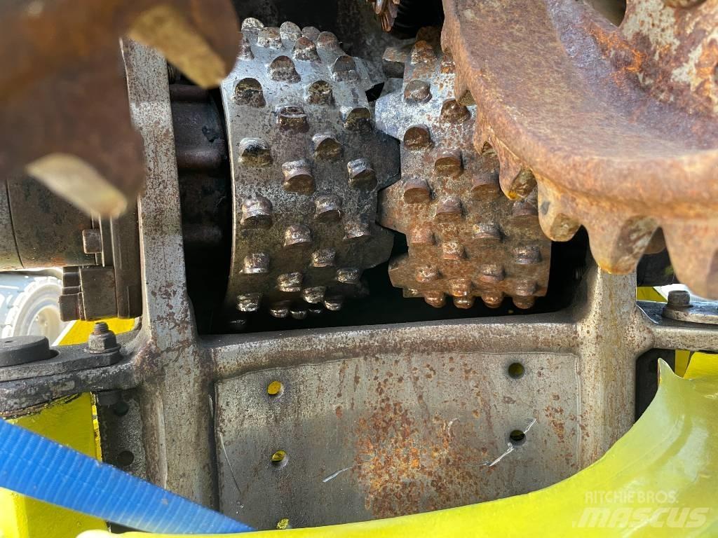 John Deere H 480 C Glave za kombajne