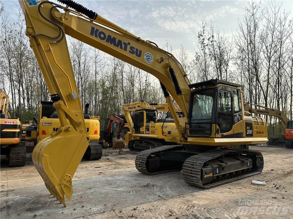 Komatsu PC200-8 Bageri guseničari