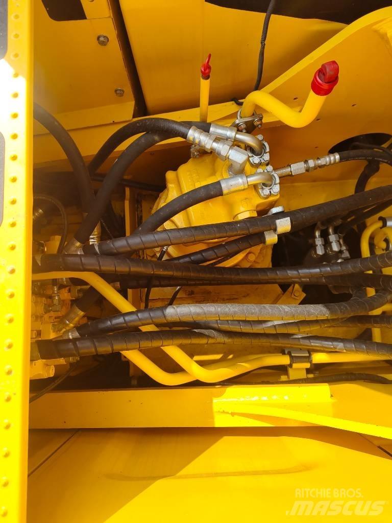 Komatsu PC 200 Bageri guseničari
