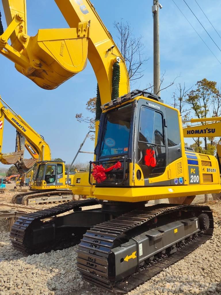 Komatsu PC 200 Bageri guseničari