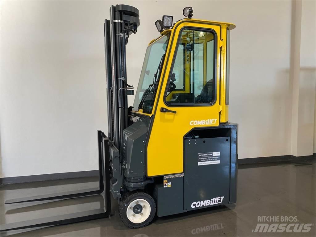 Combilift CBE3000 Viljuškari sa 4-stranskim dohvatom