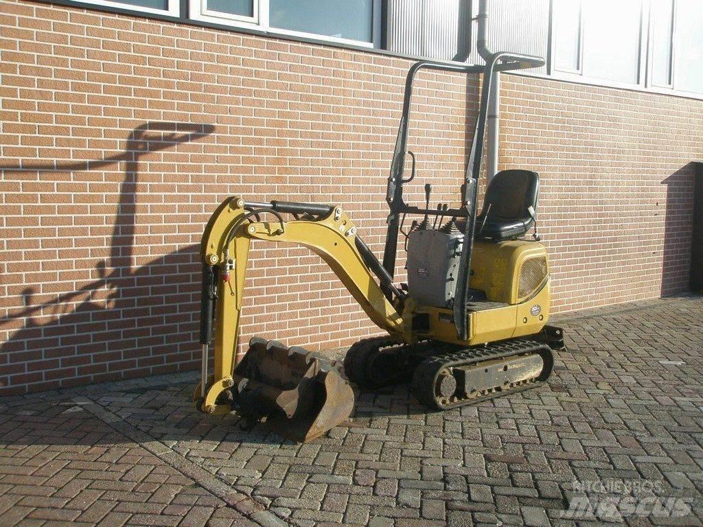 CAT 300.9 Mini bageri < 7t