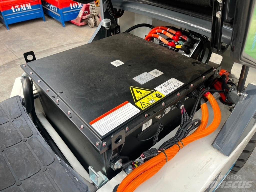 Eurotrac FE30 Električni viljuškari