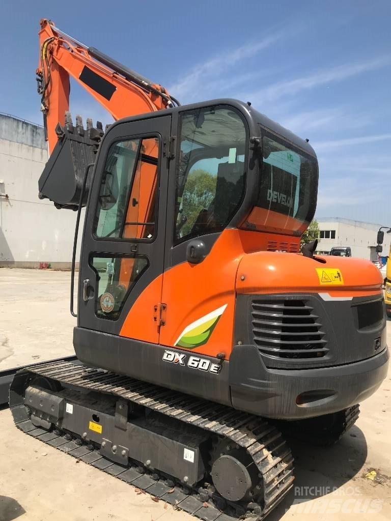 Doosan DX 60 Bageri guseničari