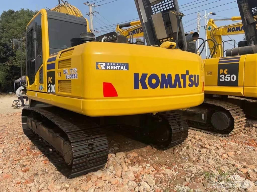Komatsu PC 200 8N Bageri guseničari