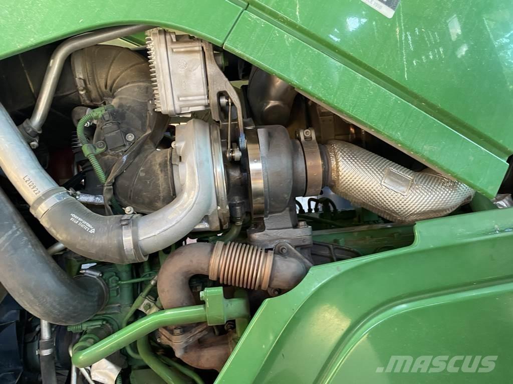John Deere 6155R Traktori