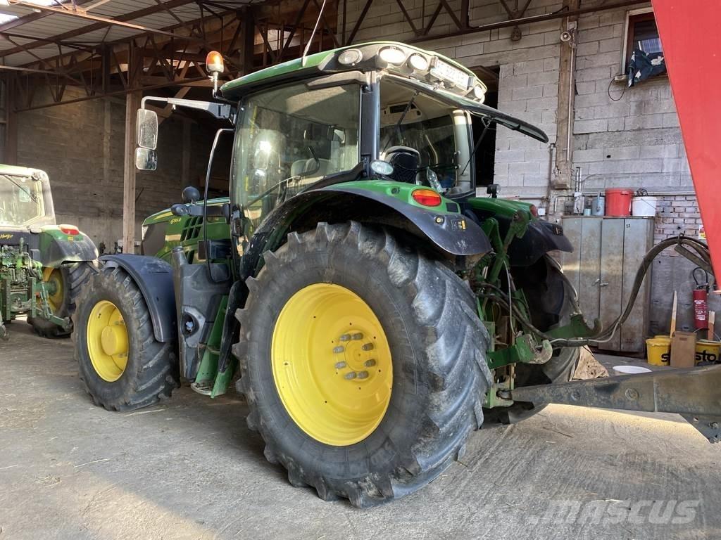 John Deere 6155R Traktori