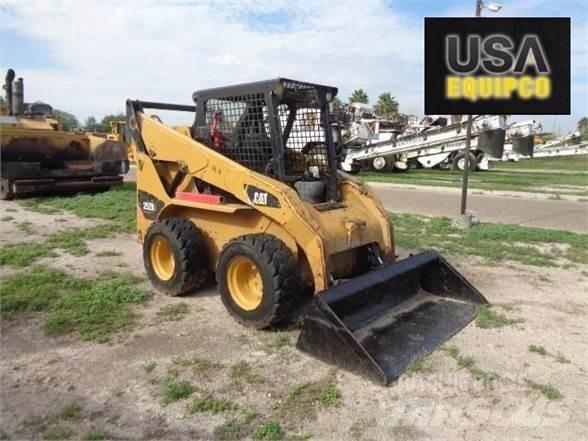 CAT 252B3 Skid steer mini utovarivači