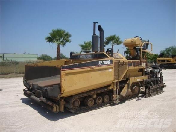 CAT AP-1050B Asfaltni finišeri
