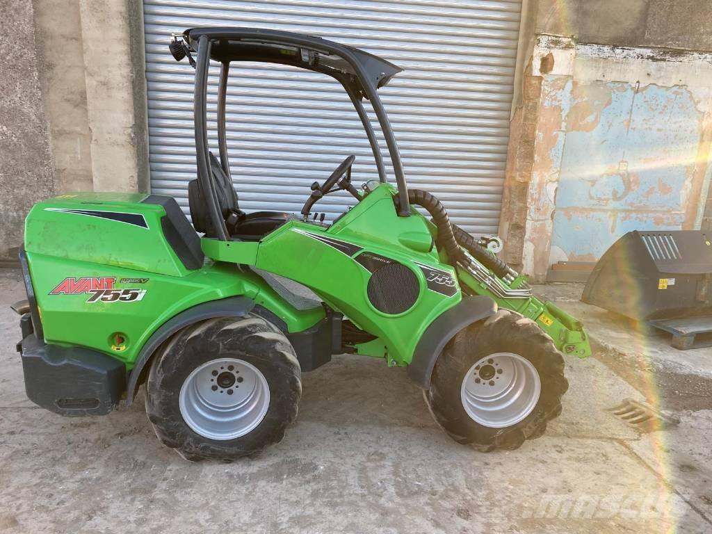 Avant 755 i Utovarivači na točkove