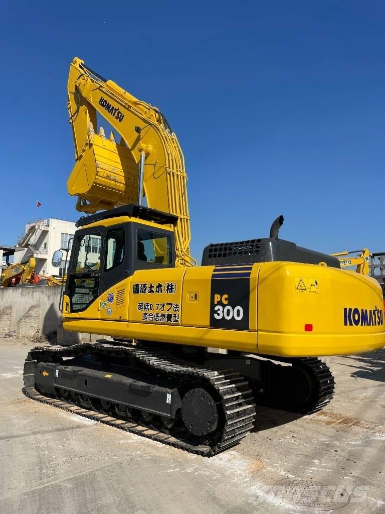 Komatsu PC 300-7 Bageri guseničari