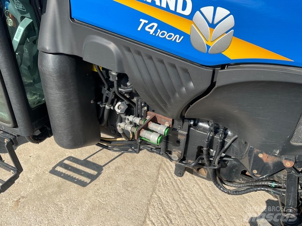 New Holland T 4.100 Traktori