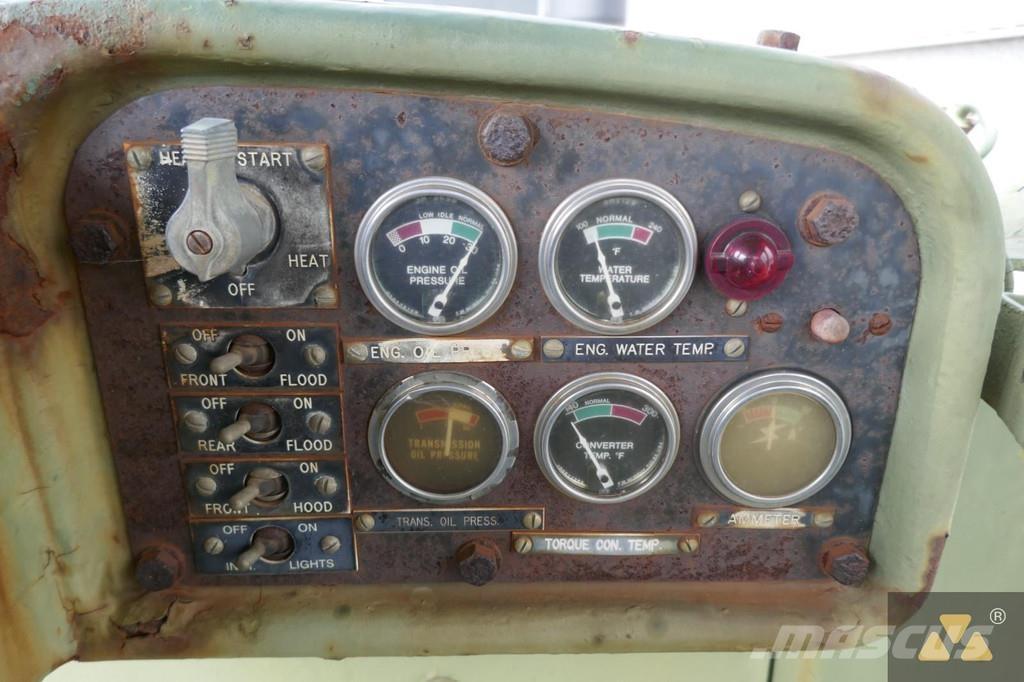 CAT D7F Ex-army Buldožeri guseničari