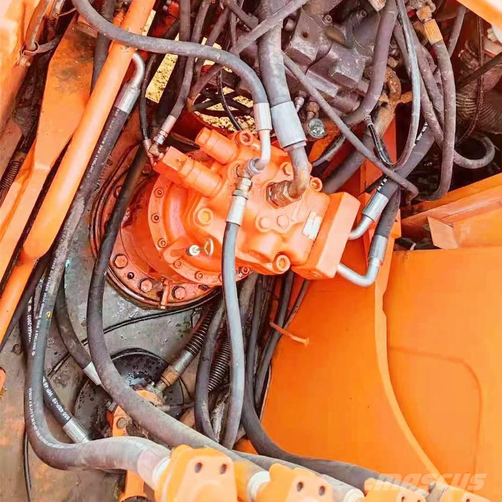 Doosan 225 Bageri guseničari