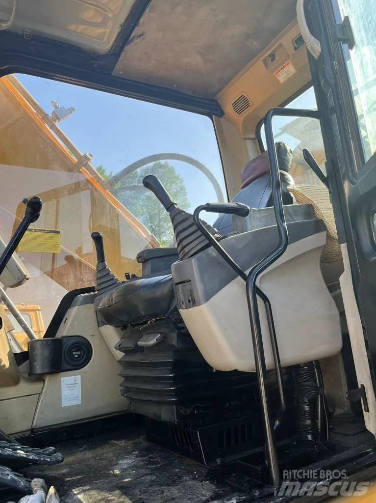 CAT 320 C L Bageri guseničari