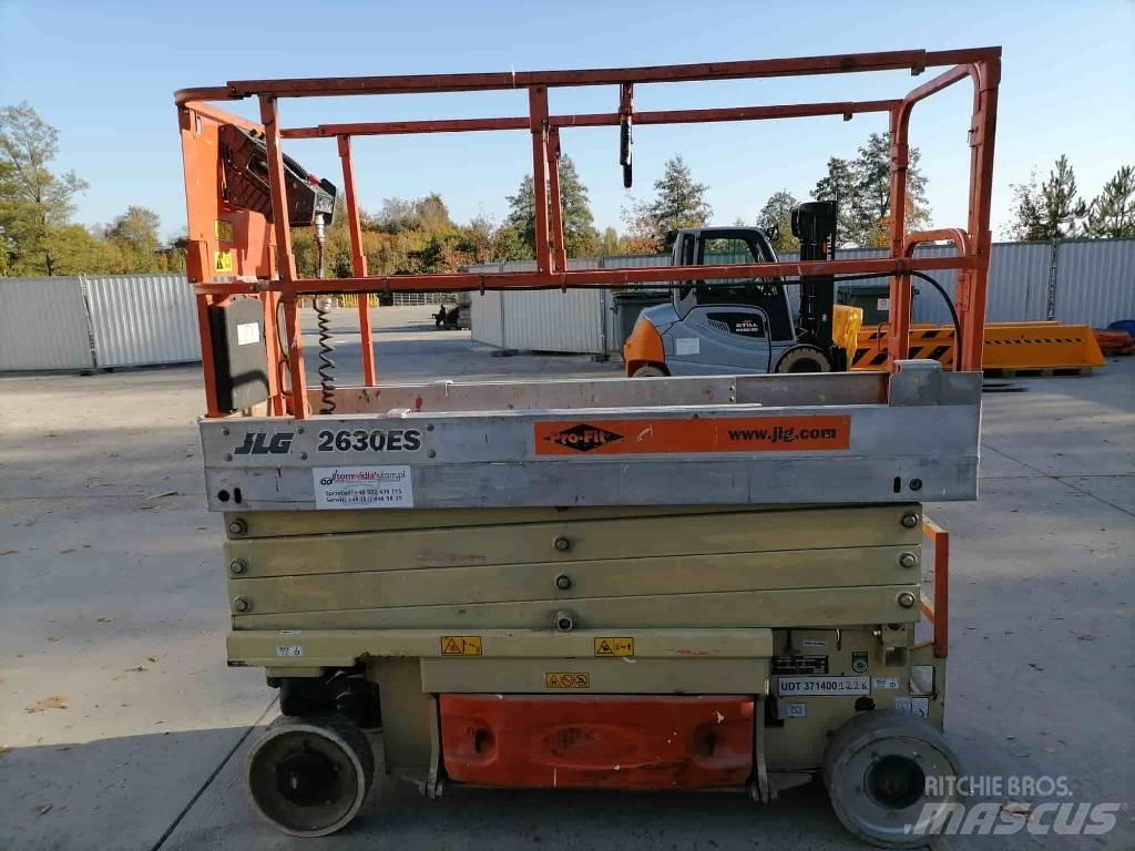 JLG 2630 ES Makazaste platforme