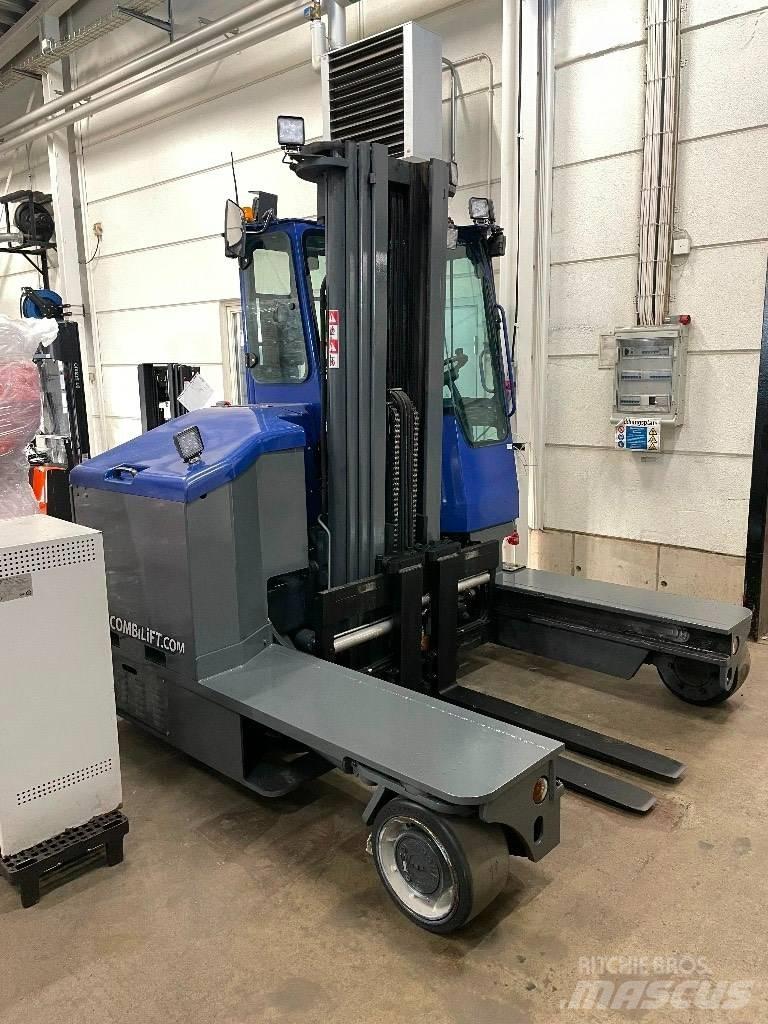 Combilift C4000ET Viljuškari sa 4-stranskim dohvatom