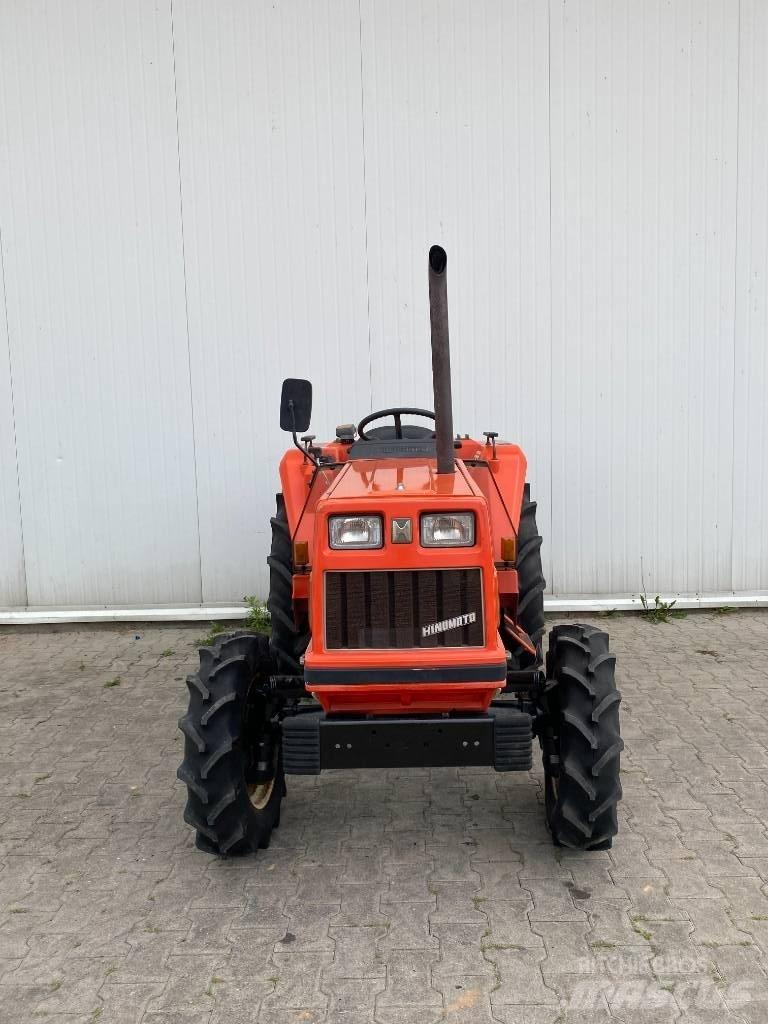 Hinomoto N249 Manji traktori