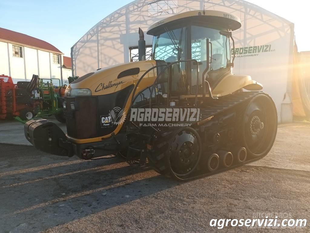 Challenger 745 B Traktori